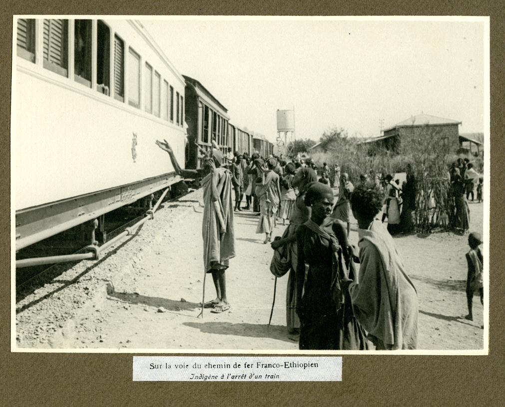 Sur la voie du chemin de fer franco-éthiopien_72
